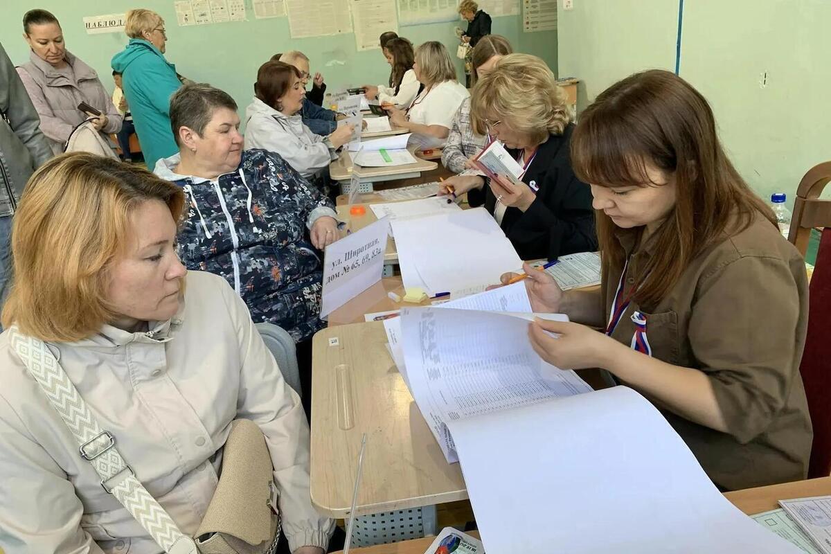 В Тюменской области стартовали выборы: открыты 1060 избирательных участков