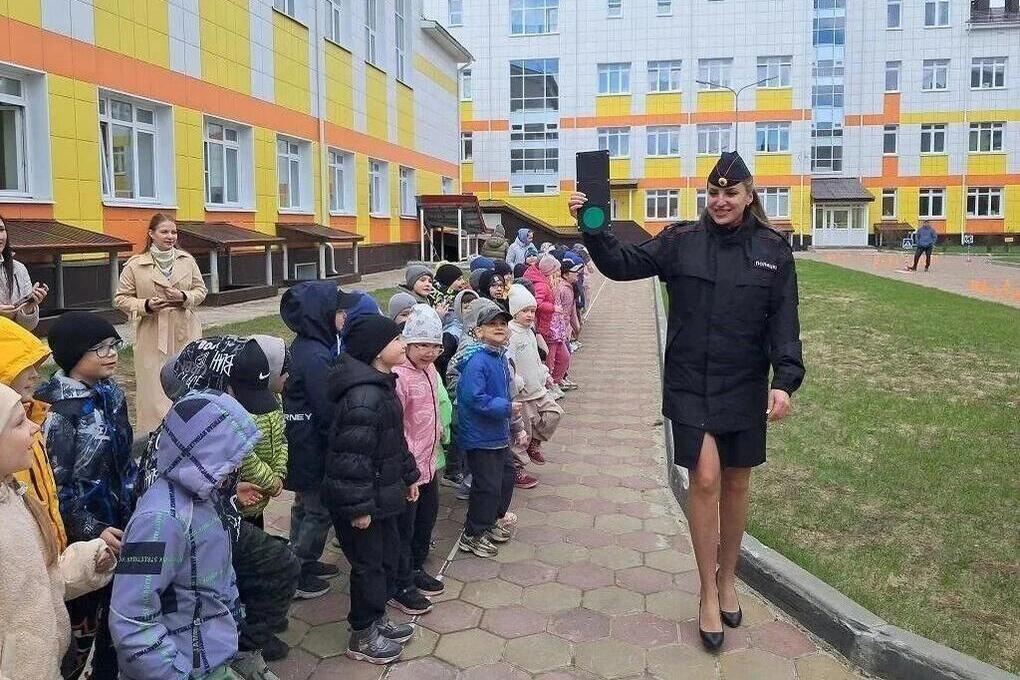 В Югре стартовала масштабная кампания по безопасности пешеходов на дорогах