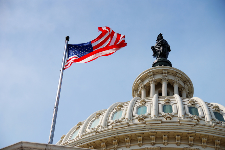 Дипломаты раскрыли, кому выгоден конфликт США с Россией и Китаем