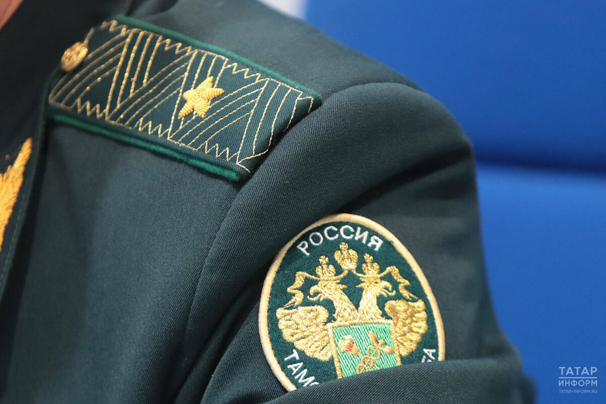 В международном аэропорту Казани у пассажира изъяли груз без декларации