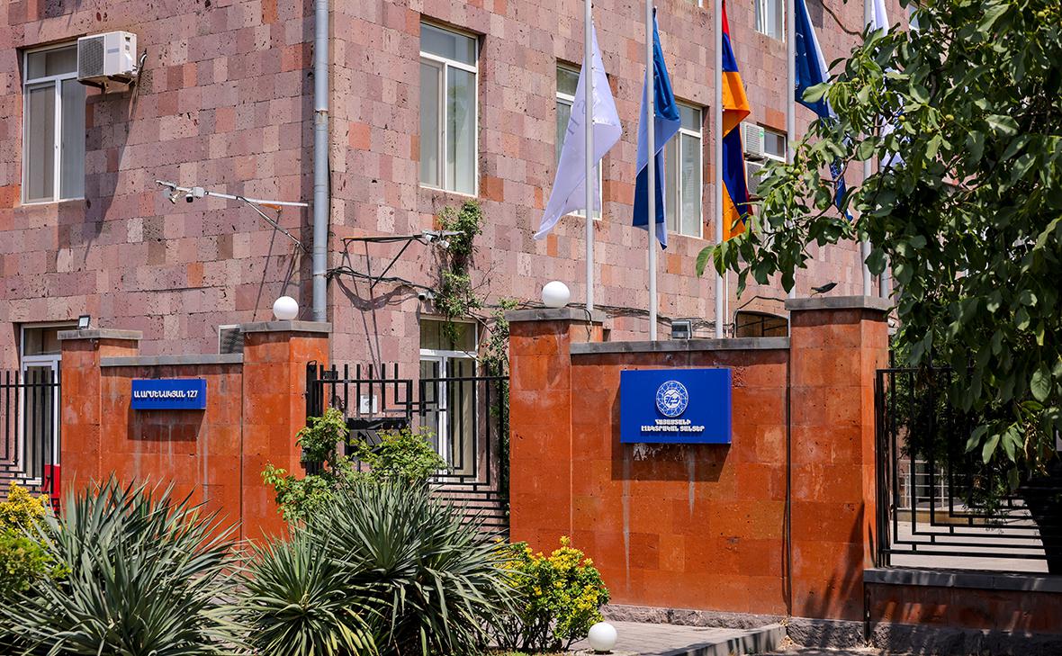 В СБ назвали «выстрелом в ногу» действия Армении с активами Карапетяна