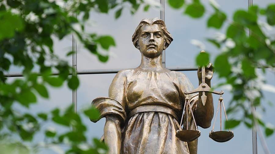Столичный суд в заочном порядке арестовал комика Долгополова