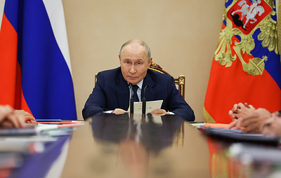 Путин назвал странными попытки представить режим в Киеве защитником демократии