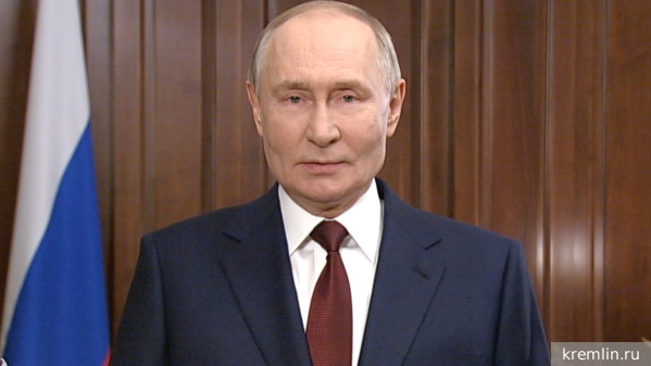 Путин поздравил работников ОПК с Днем оружейника