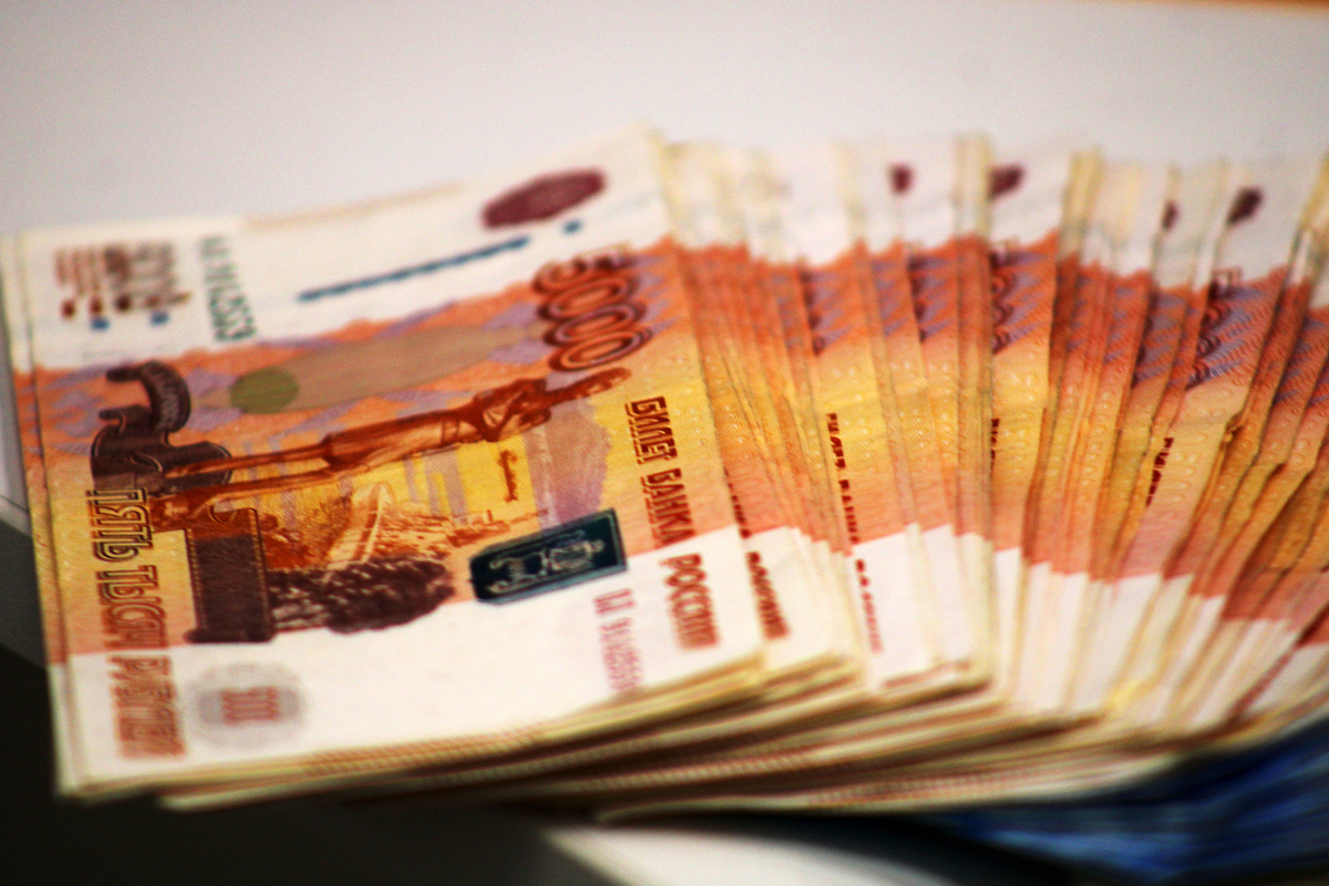 «Проверка купюр» обошлась омичу в 4 миллиона рублей
