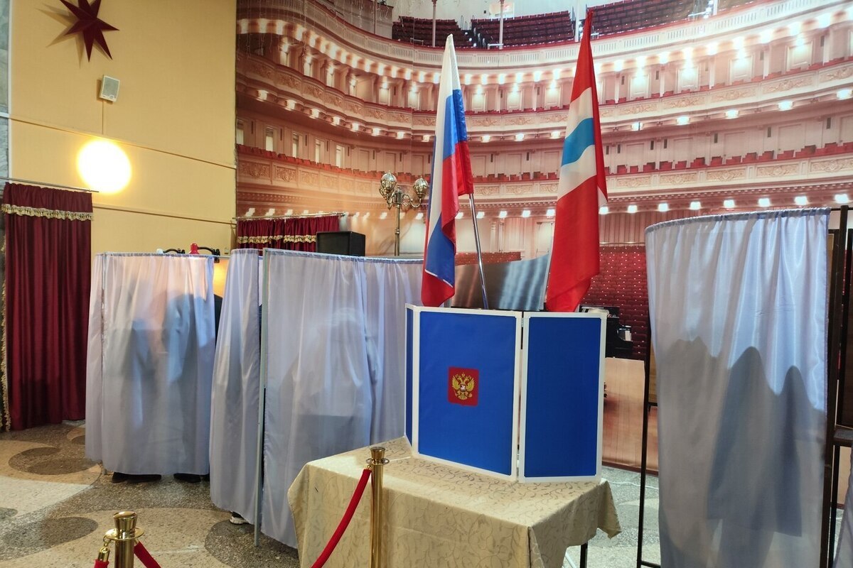 Более 237 тысяч жителей Омской области проголосовали в первый день выборов