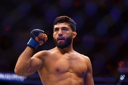 Царукян устроил потасовку перед поединком UFC