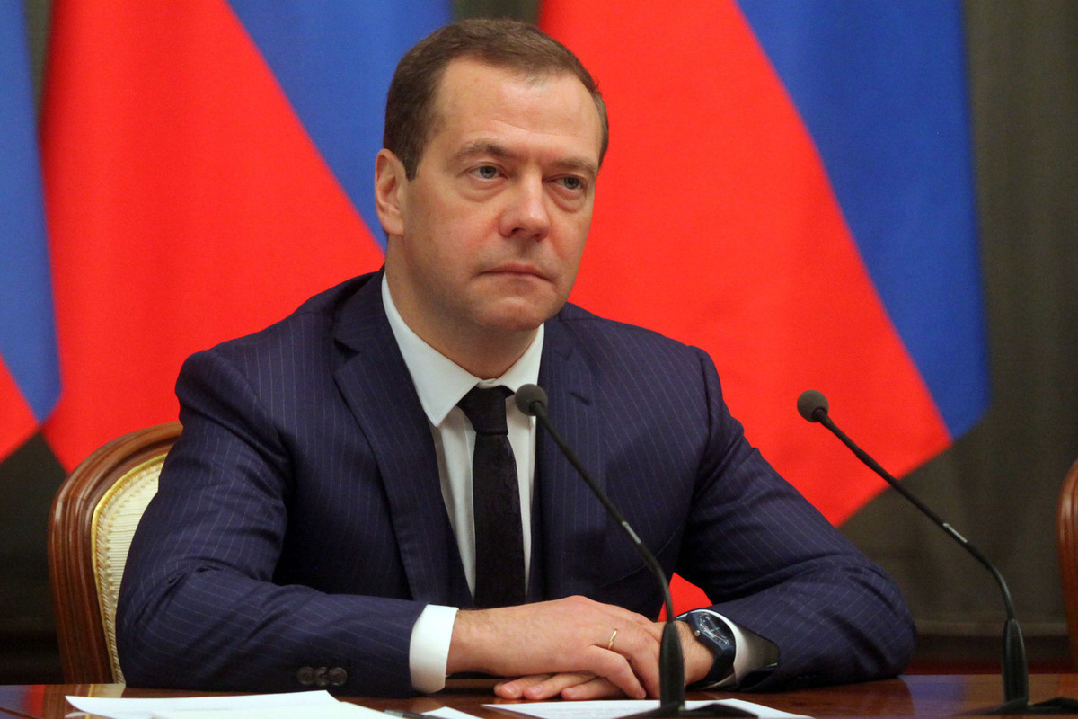 Медведев жестко ответил на "закон имени Грэма"