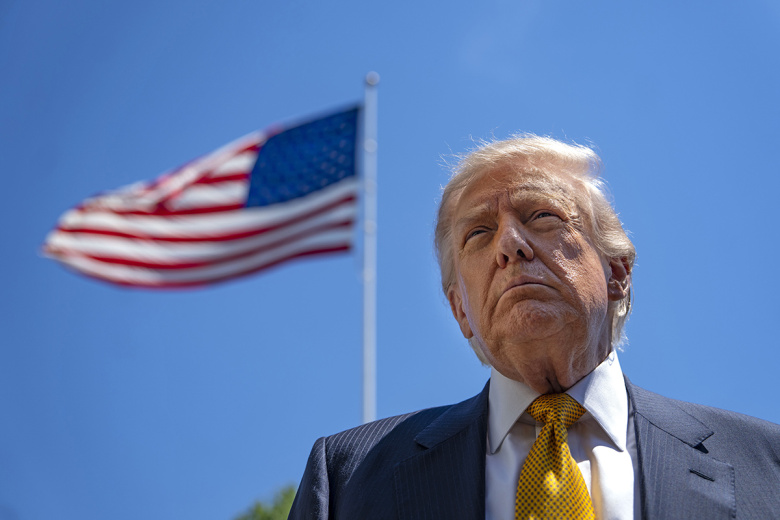 Американист объяснил, почему Трамп поддержал новые санкции против РФ