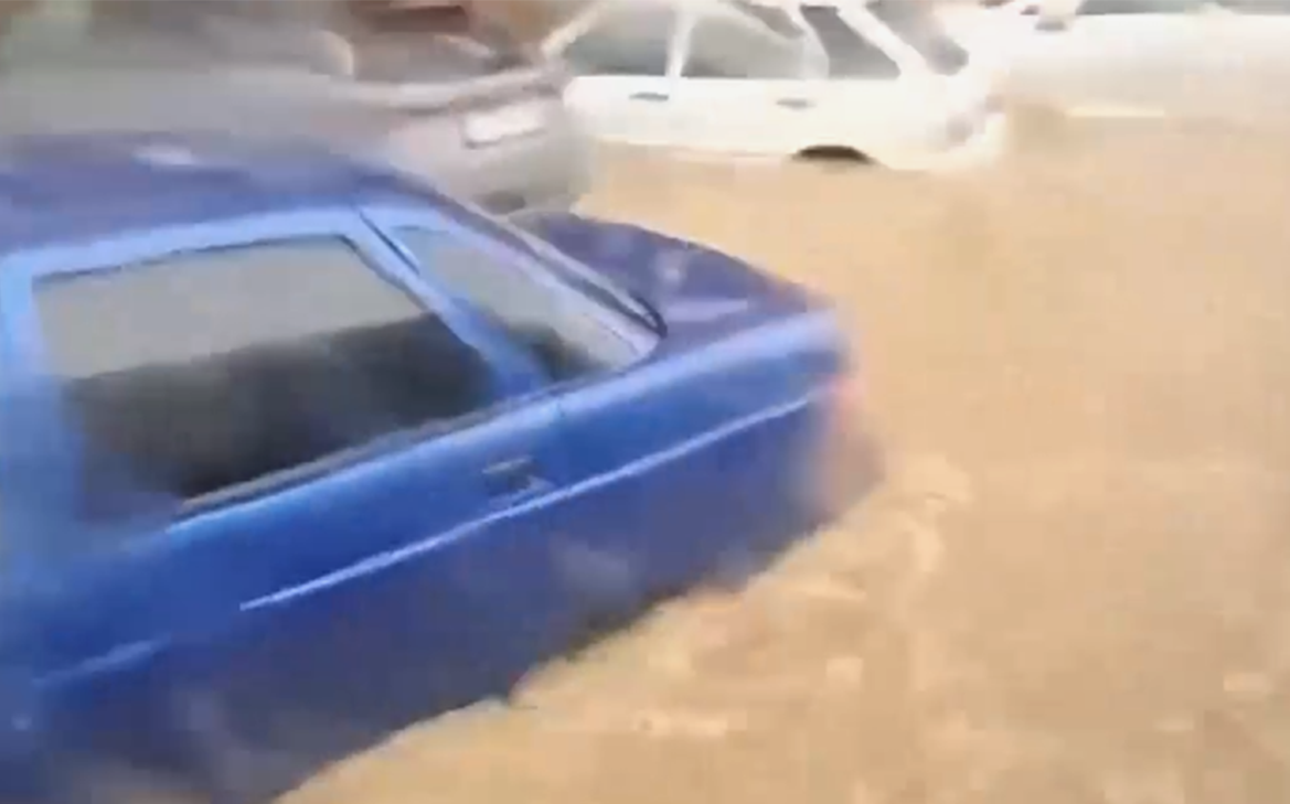 Сочи накрыл сильный ливень. Видео