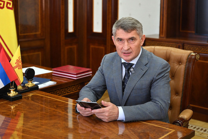 Олег Николаев: обстановка на участках спокойная и организованная