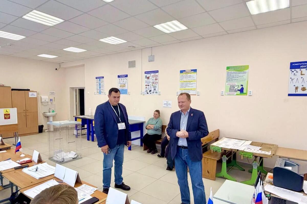 Рядом с избирательными участками псковичи могут пройти диспансеризацию или привиться от гриппа