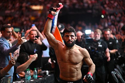 Царукян победил нокаутом на турнире UFC
