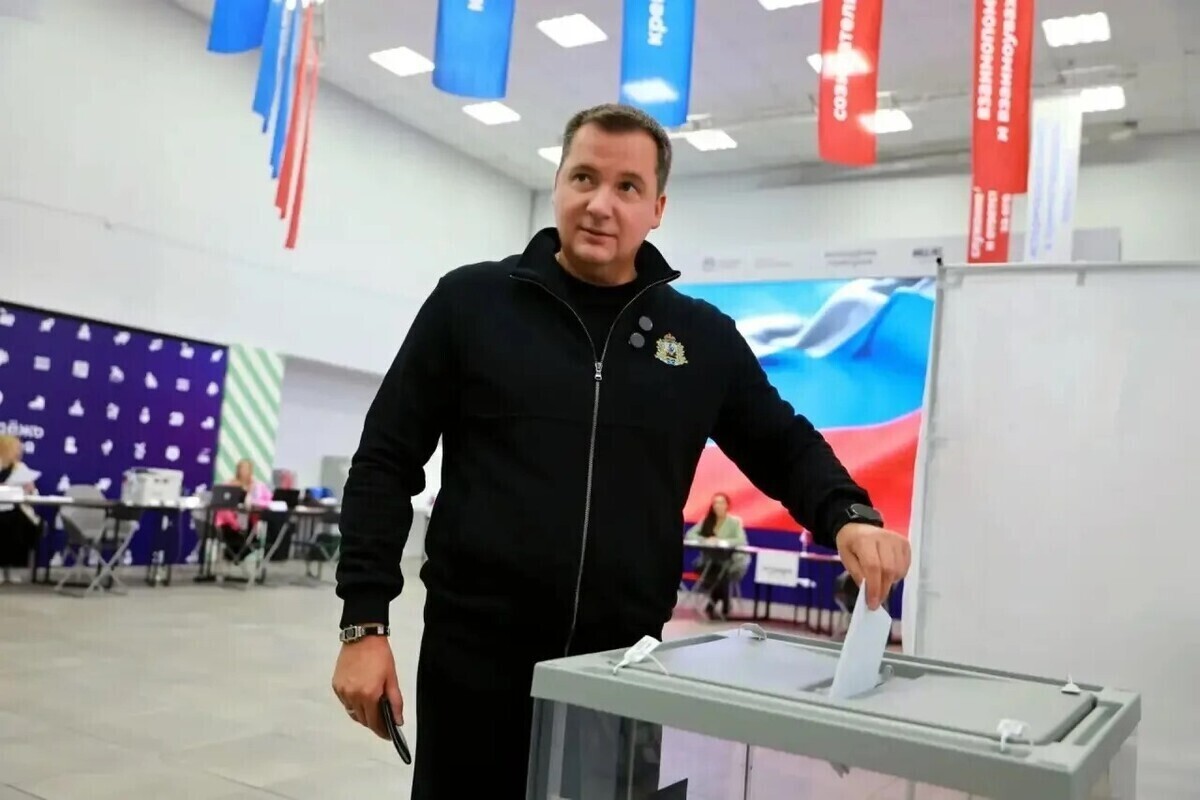 Александр Цыбульский проголосовал на выборах депутатов Госдумы