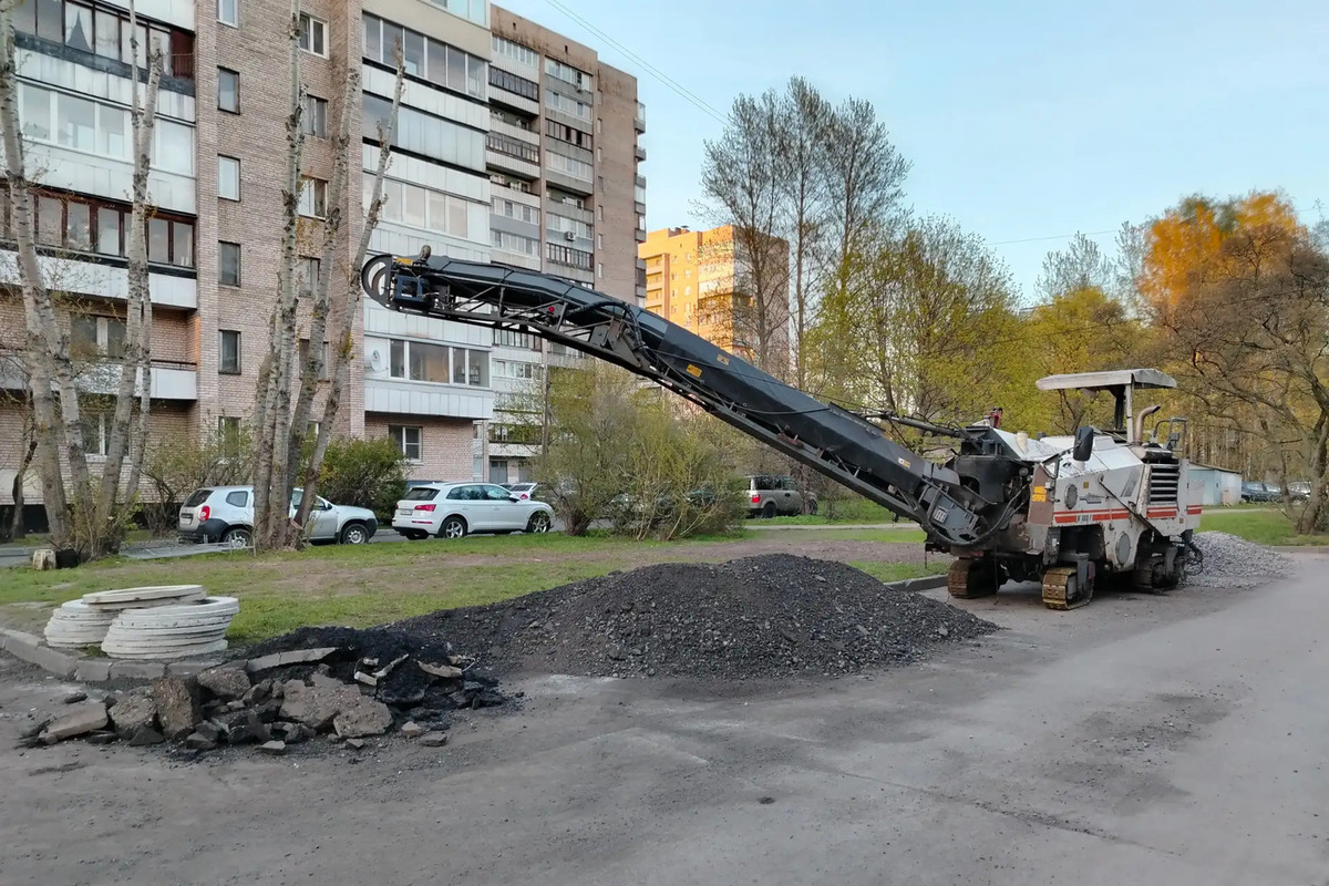 Три улицы Центрального района оказались в разрушенном состоянии