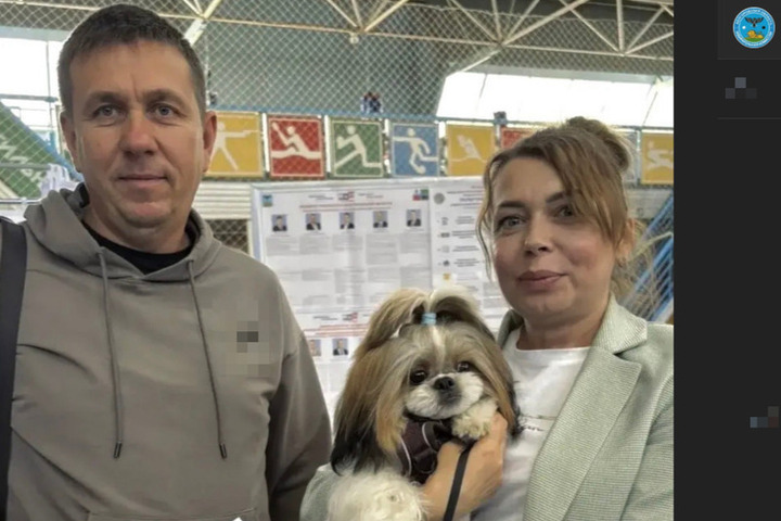 Хвостатая группа поддержки: белгородцы приходят на выборы со своими питомцами