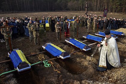 Зеленского назвали гробовщиком украинского народа