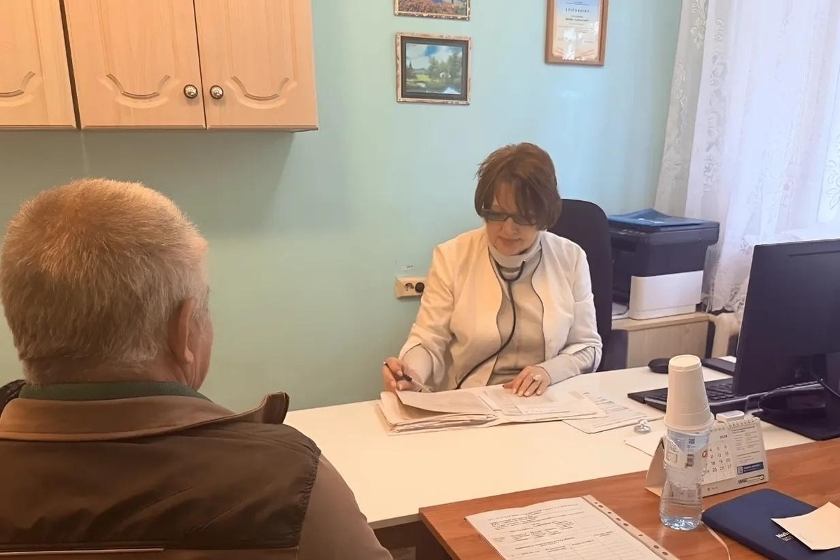 Выездная бригада курских врачей отправила на госпитализацию четырёх пациентов из Касторенского района