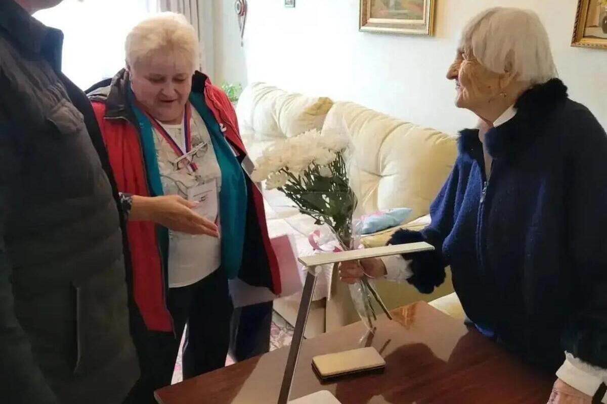 Самой старшей участницей голосования стала 104-летняя жительница Гатчины