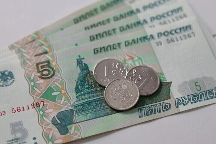 Мурманская область вошла в десятку регионов по медианной зарплате свыше 100 тысяч рублей