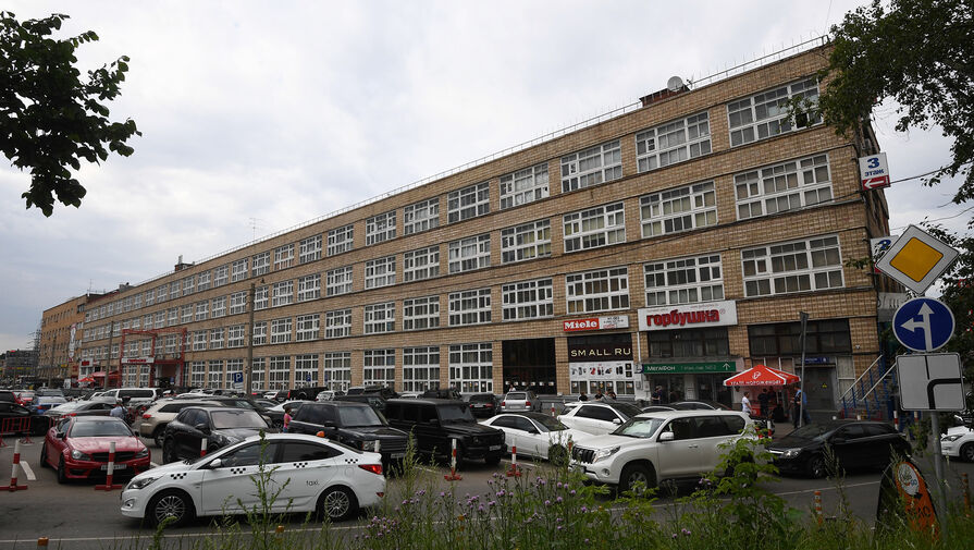 Силовики провели рейд на рынке "Горбушка" в Москве