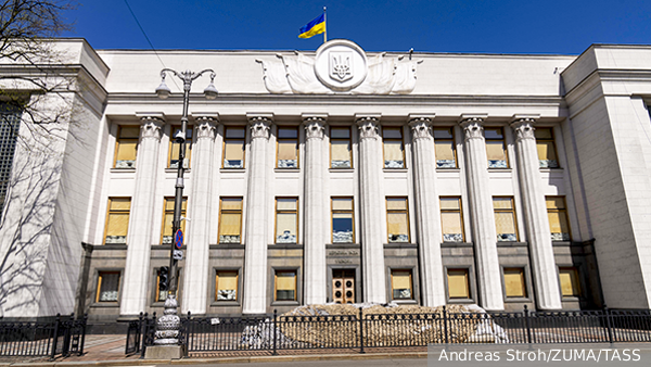 На сайте кабмина Украины зарегистрировали петицию об изменении текста гимна