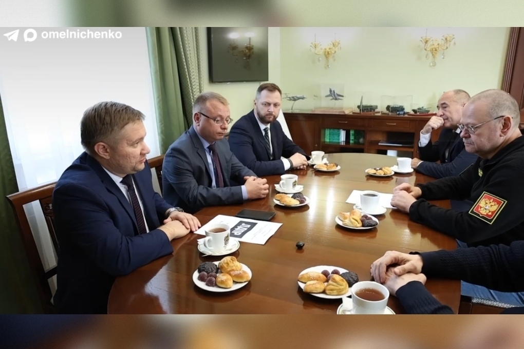 Олег Мельниченко попросил оппонентов по выборам передать ему наказы пензенцев