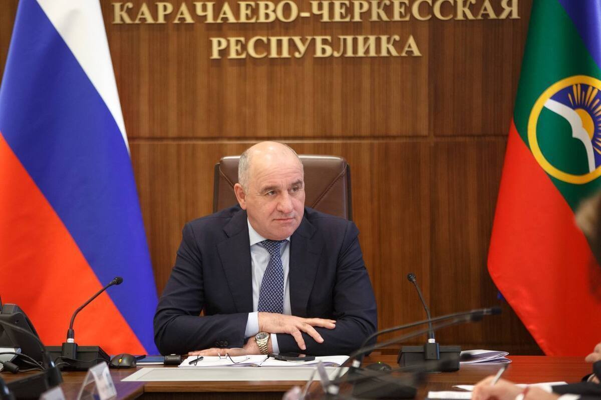 Глава КЧР Рашид Темрезов поздравил Рамзана Кадырова с победой на выборах главы Чечни