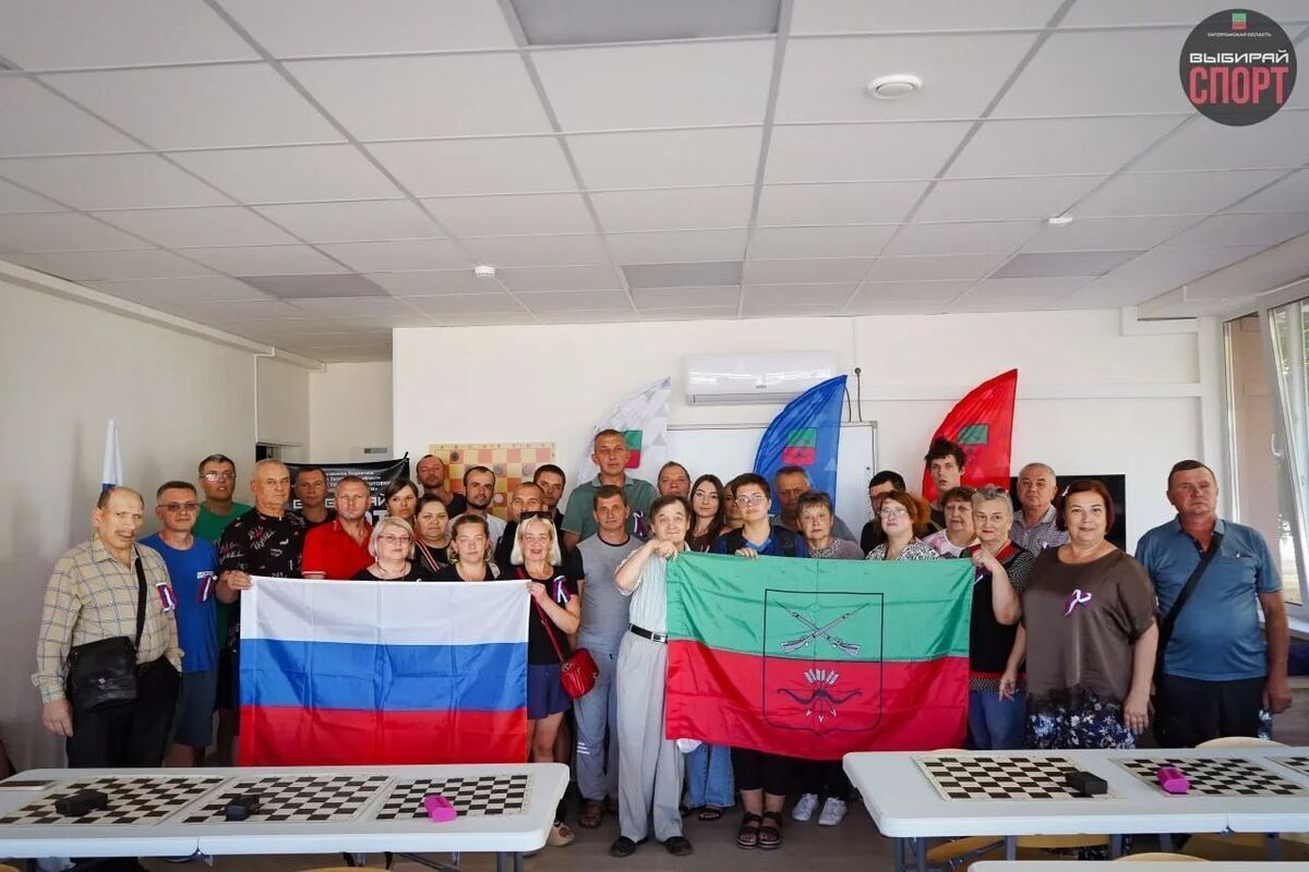 В шахматной школе Мелитополя прошла встреча ко Дню воссоединения с Россией