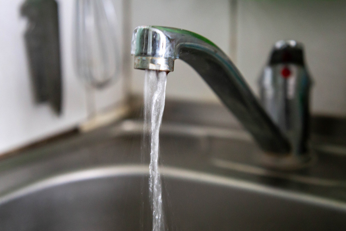 Дату возвращения горячей воды уточнили жителям Юности в Твери