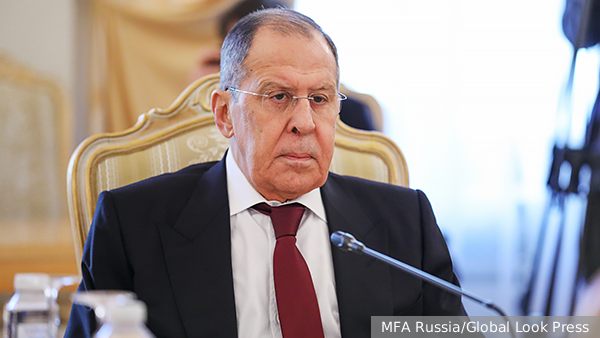 Лавров счел остервенелым нападение Запада на Русские дома