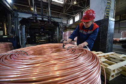 Покупатель российской меди снизил ее импорт почти в три раза