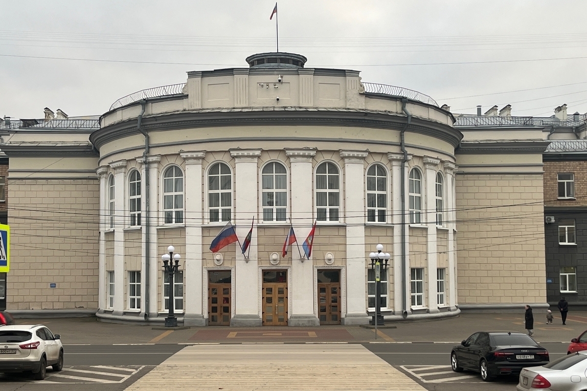 Стало известно распределение мандатов в Орловском областном Совете народных депутатов