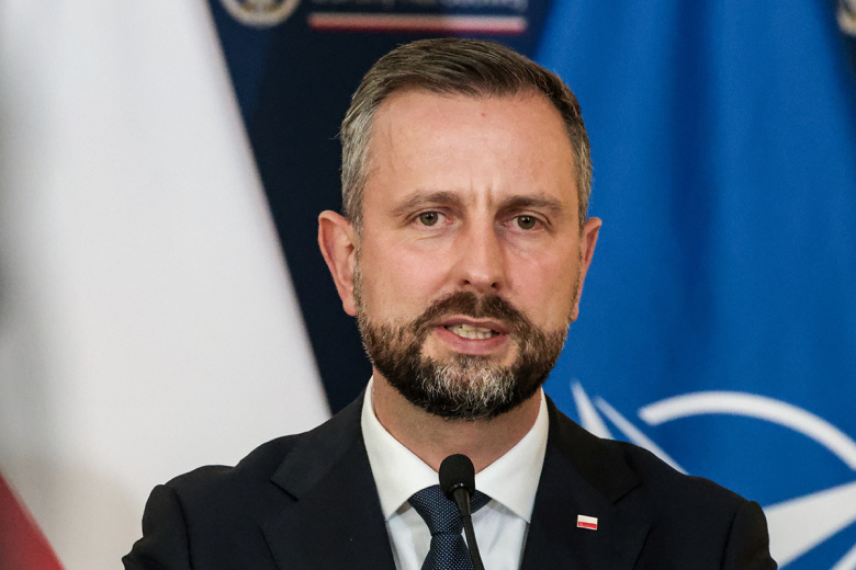 Министр обороны Польши открестился от наемников-поляков на Украине