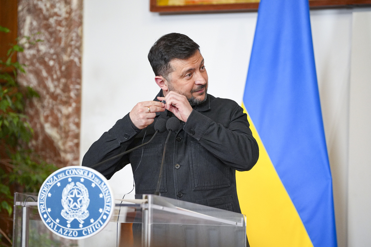 Килинкаров призвал украинских журналистов брать пример с американских СМИ
