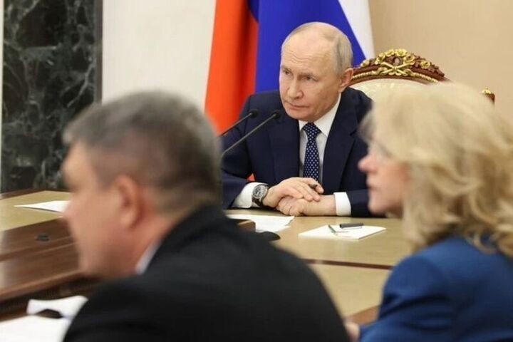 Путин подписал указ о награждении воронежской семьи медалью ордена «Родительская слава»