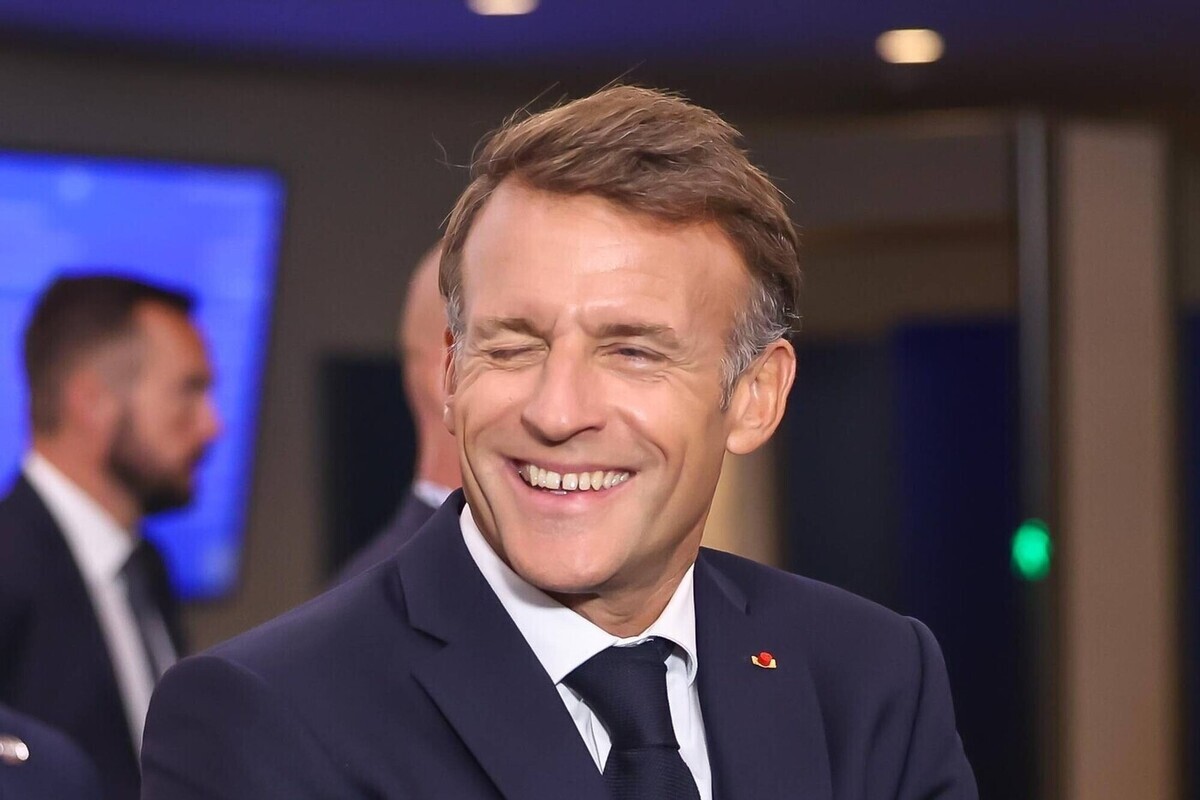 Зеленский смутил Макрона и испортил переговоры