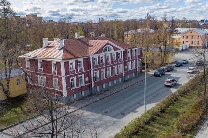 В Карелии оценили ущерб от пожара в Доме горного начальника