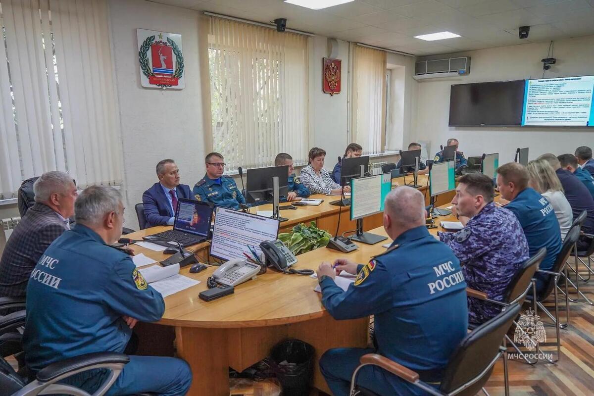 В Волгоградской области проходят командно-штабные учения МЧС