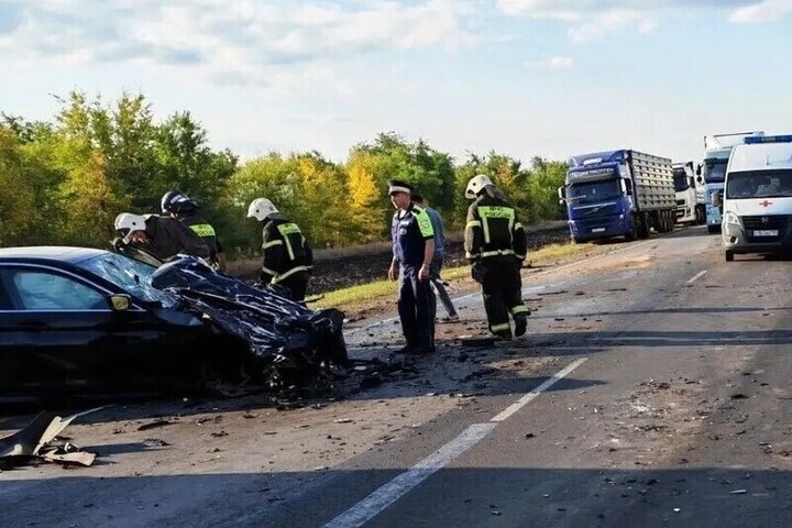 По пути в воронежскую больницу скончался юноша, попавший в массовую аварию