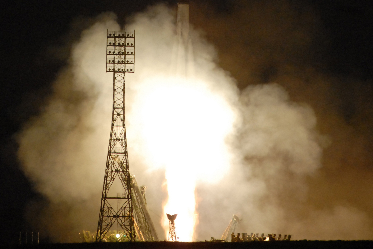 Россиянин отправится к МКС на американском корабле Falcon 9