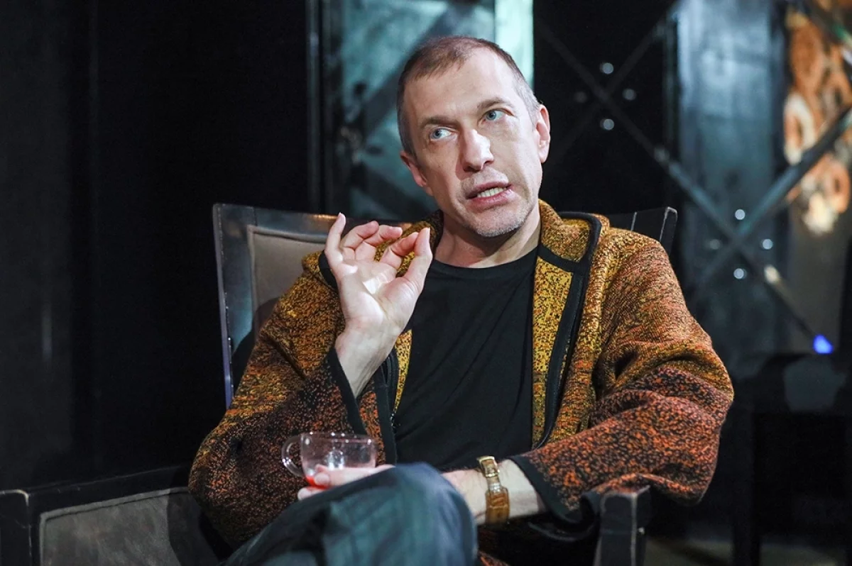 Упал с лестницы, разбил голову. Названа причина смерти Сергея Соседова