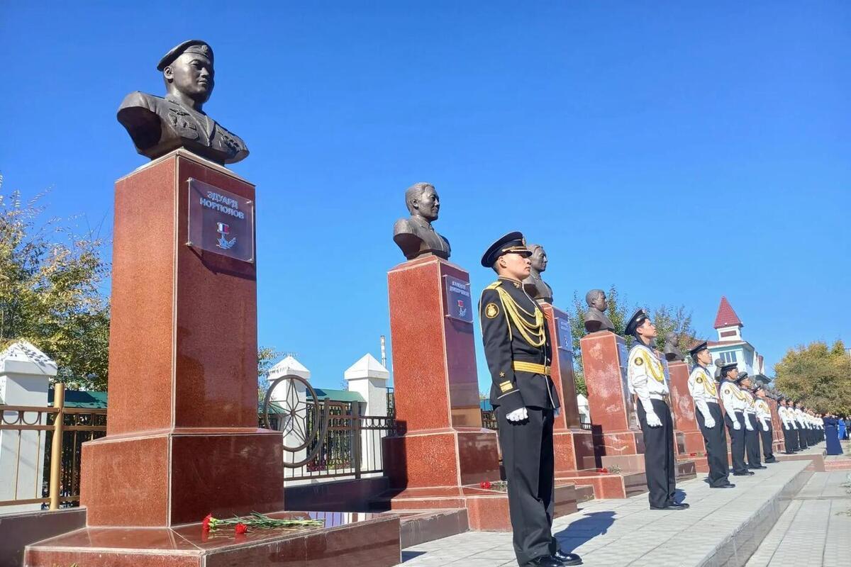 В Агинском Бурятском округе почтили память воинов-забайкальцев, погибших при исполнении воинского долга