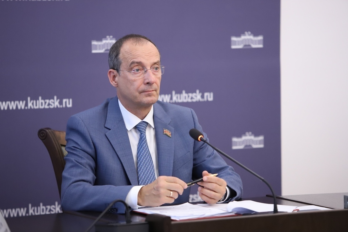 Юрий Бурлачко рассказал о контроле за придорожным сервисом в Краснодарском крае