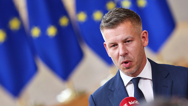 Почему Мадьяр побрезговал Украиной