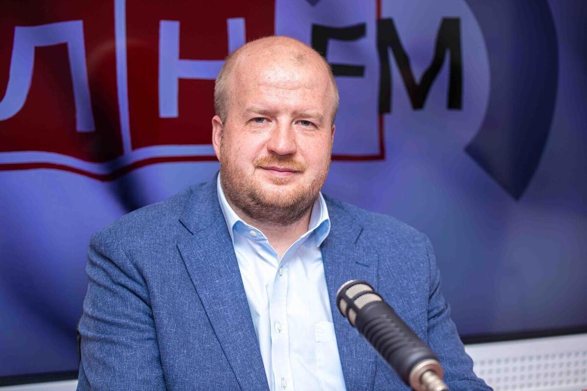 Комитет Псковской городской Думы рекомендовал рассмотреть вопросы об отставке двух депутатов и главы города