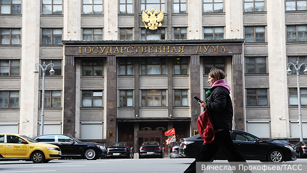 Медведев анонсировал появление в Госдуме комитета по ИИ