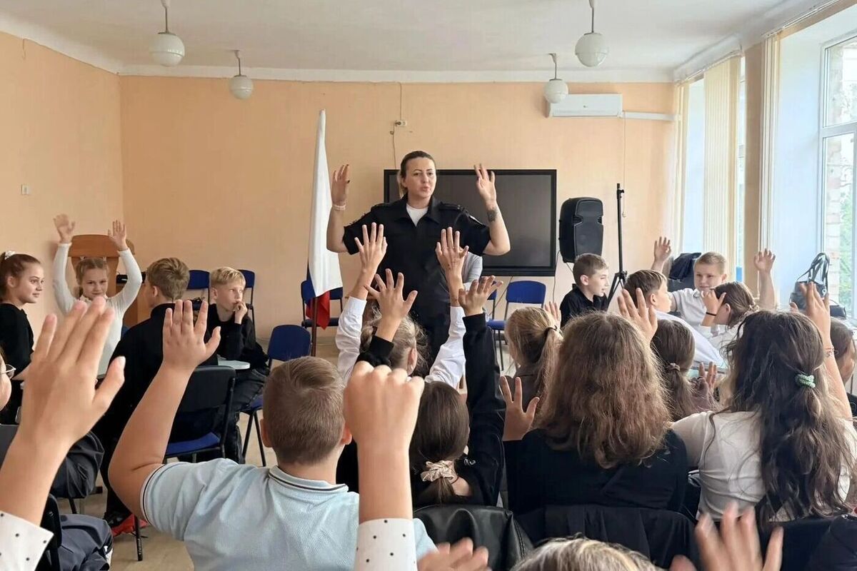 В Мелитополе дорожные полицейские провели для школьников викторину «Знатоки ПДД»