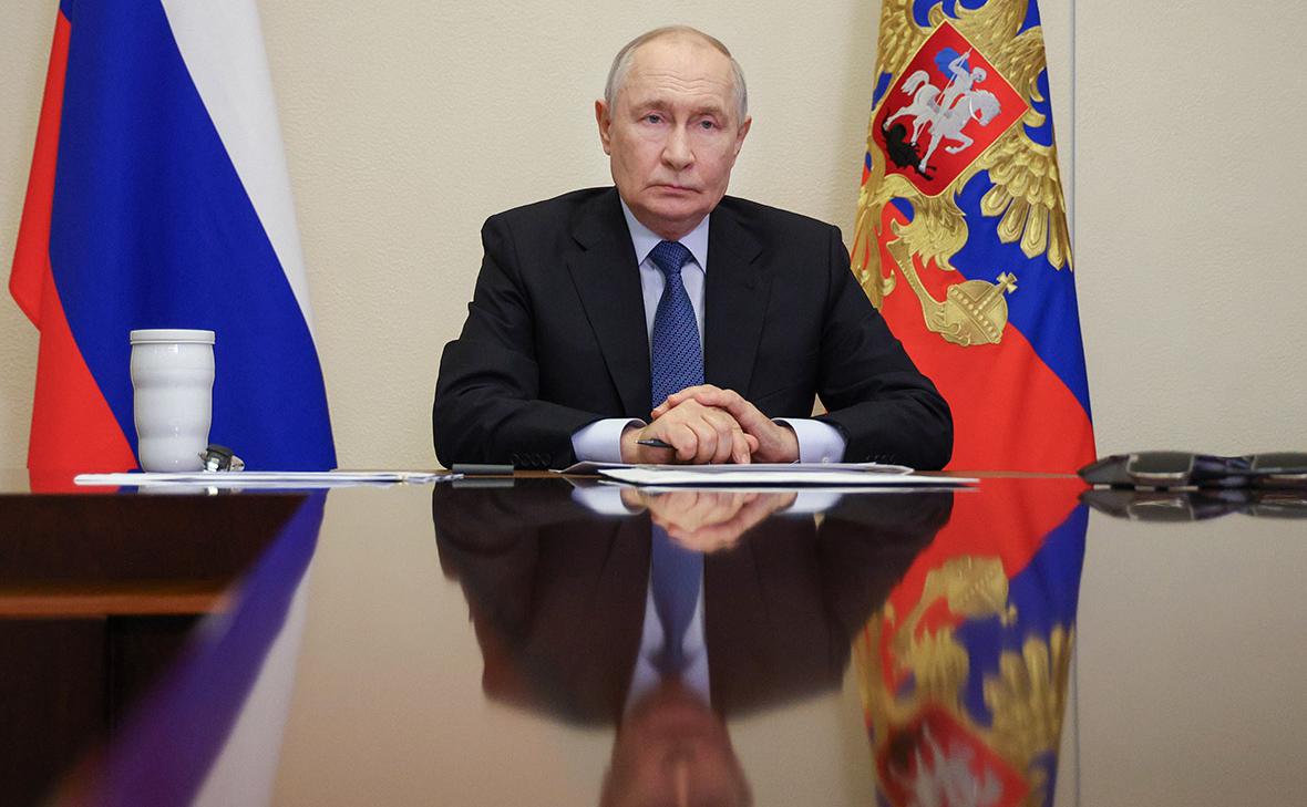 Путин выразил Токаеву соболезнования в связи с гибелью военных на Каспии