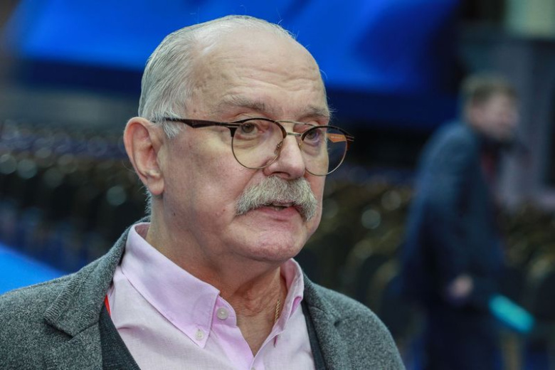 «Заработал на нацизме»: Михалков обрушился на рэпера Канье Уэста